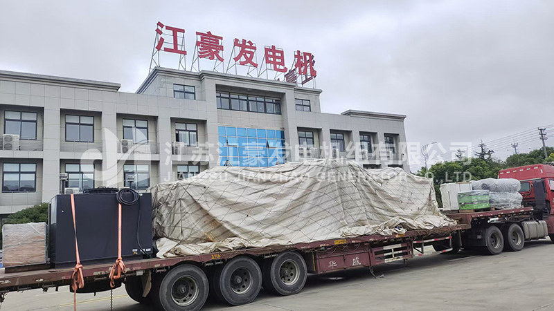 两台1000kW康明斯动力柴油发电机组发货